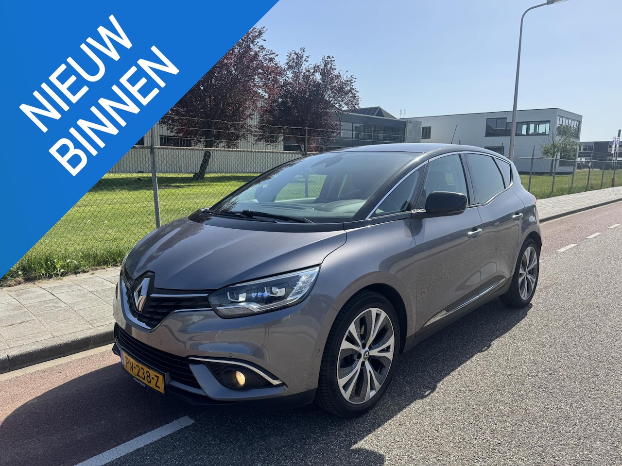 Renault Scénic - 1.2 TCe Collection Dealer onderhouden/LED/Clima/Navi/Cruise/Trekhaak - AutoWereld.nl