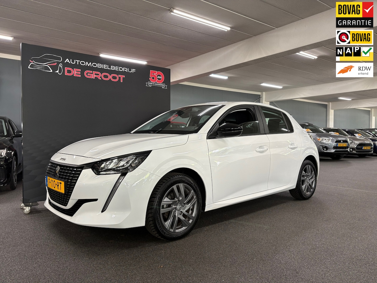 Peugeot 208 - 1.2 PureTech Active/ NL auto/ Eerste eigenaar/ Parkeersensoren achter - AutoWereld.nl