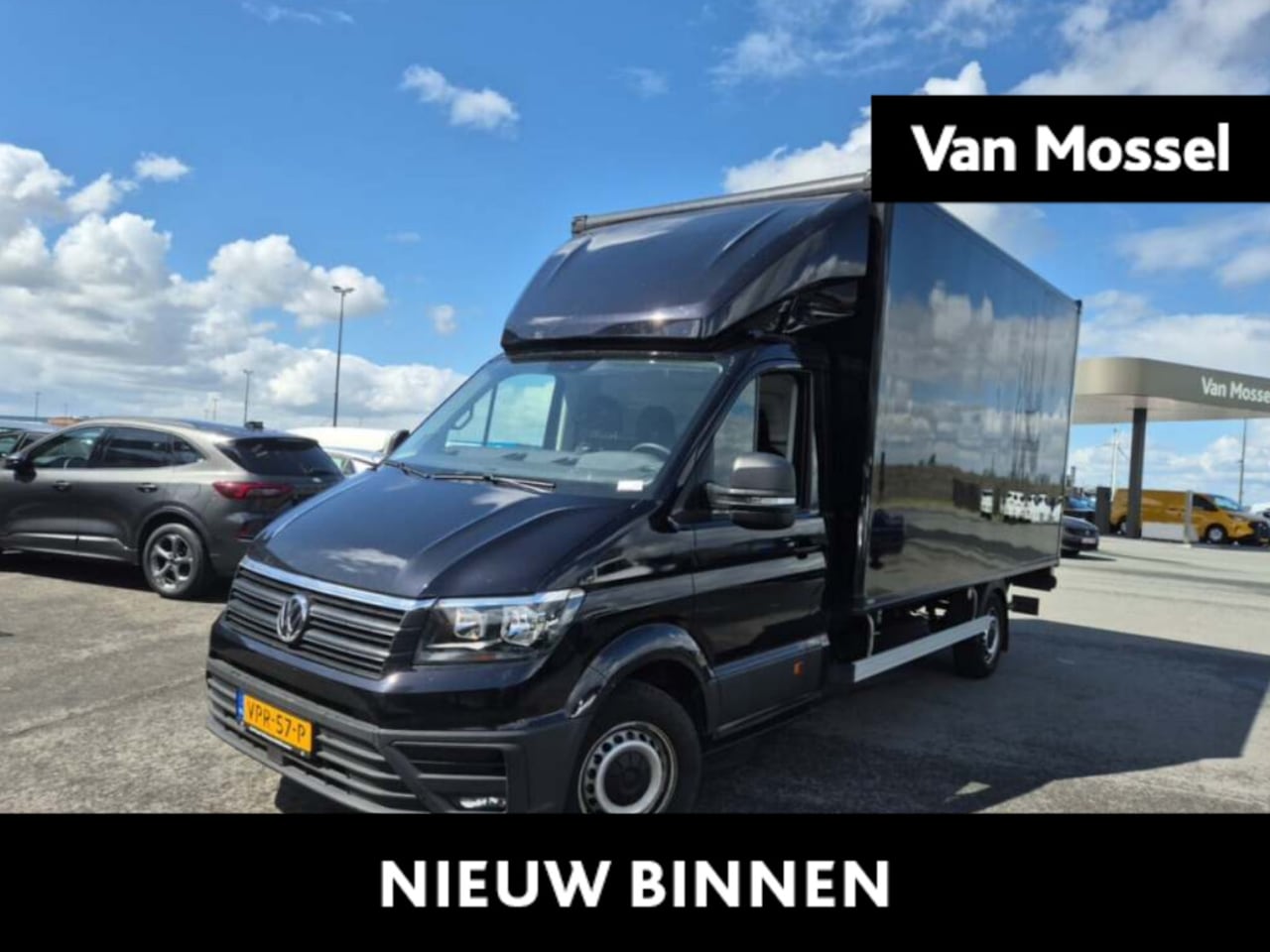 Volkswagen Crafter - 2.0 TDI L4 Highline 177PK | Automaat | Cirtybox | Navigatie | Cruise Control | Radio | Air - AutoWereld.nl