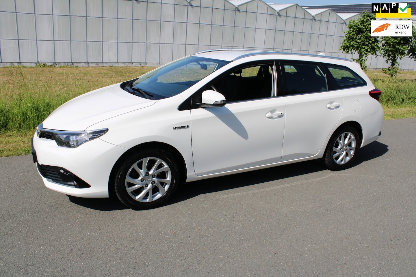 Toyota Auris Touring Sports - 1.8 Hybrid Aspiration Automaat - AutoWereld.nl
