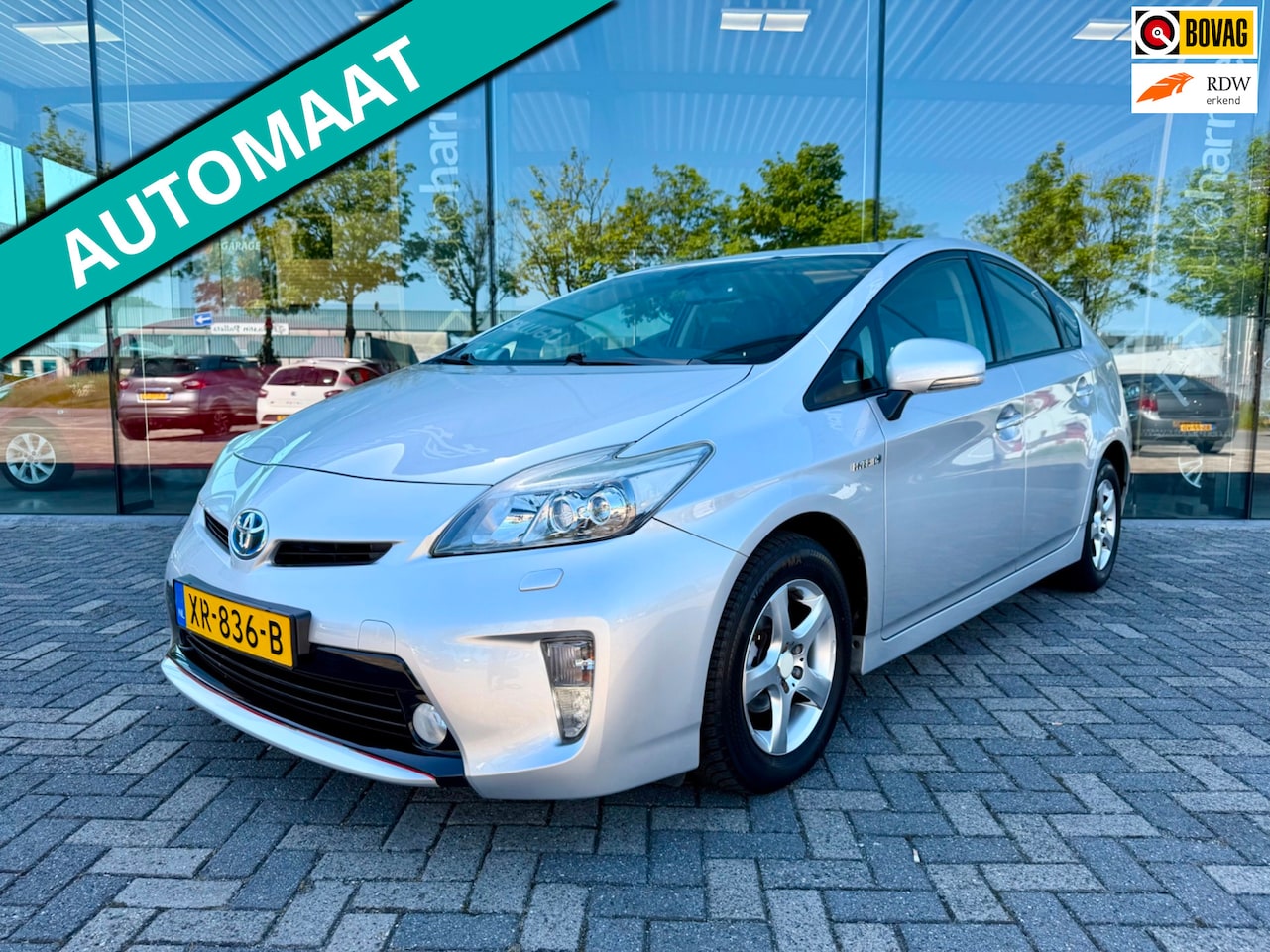 Toyota Prius - 1.8 Hybrid 136pk automaat Dynamic Business, dealer onderhouden - AutoWereld.nl