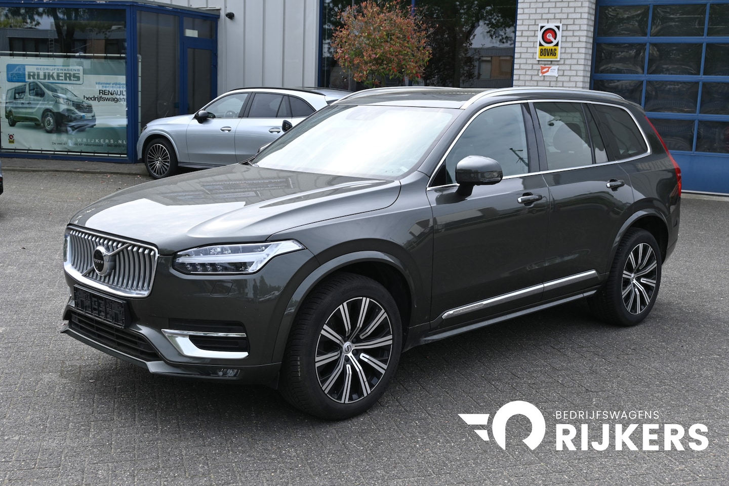 Volvo XC90 - 2.0 B5 AWD Hybride 360 Graden camera, Panorama dak, Harman/Kardon - AutoWereld.nl