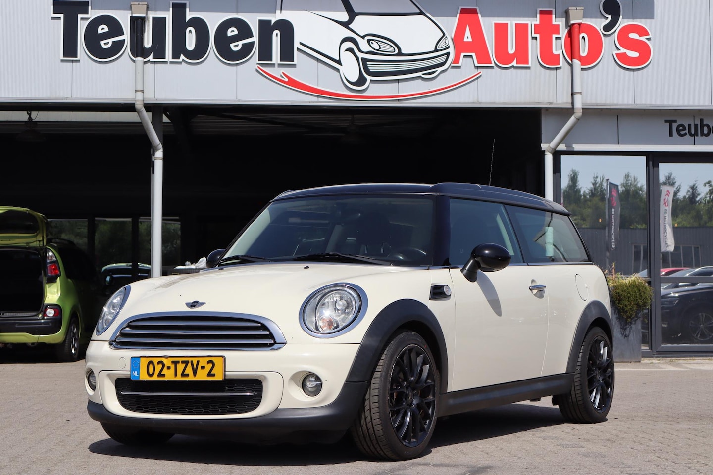 MINI Clubman - 1.6 Cooper D Business Line | Cruise control | Airconditioning | Navigatie | Bluetooth - AutoWereld.nl