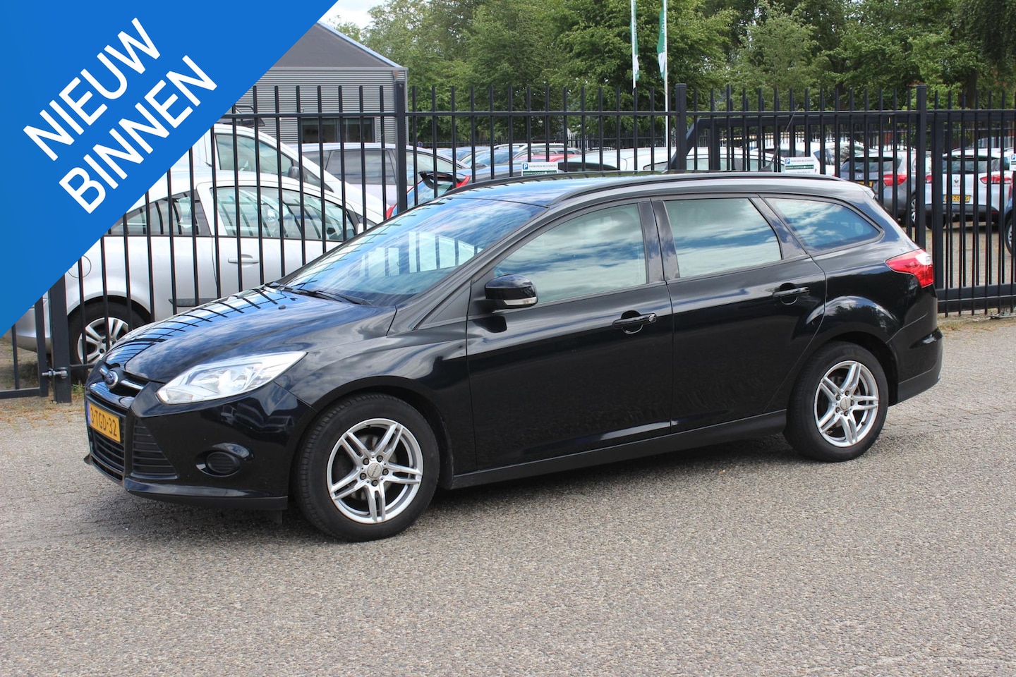 Ford Focus Wagon - 1.6 TDCI ECOnetic Lease Titanium 1.6 TDCI ECOnetic Lease Titanium - AutoWereld.nl