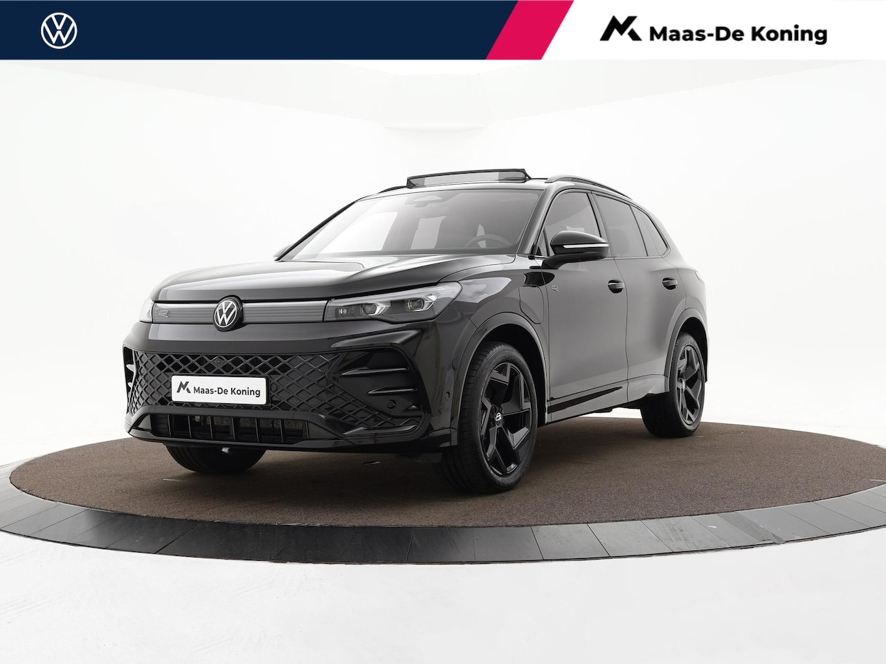 Volkswagen Tiguan - 1.5 eHybrid 272pk DSG R-Line Edition · Panoramadak · 360 Camera · Inklap. Trekhaak · Dodeh - AutoWereld.nl