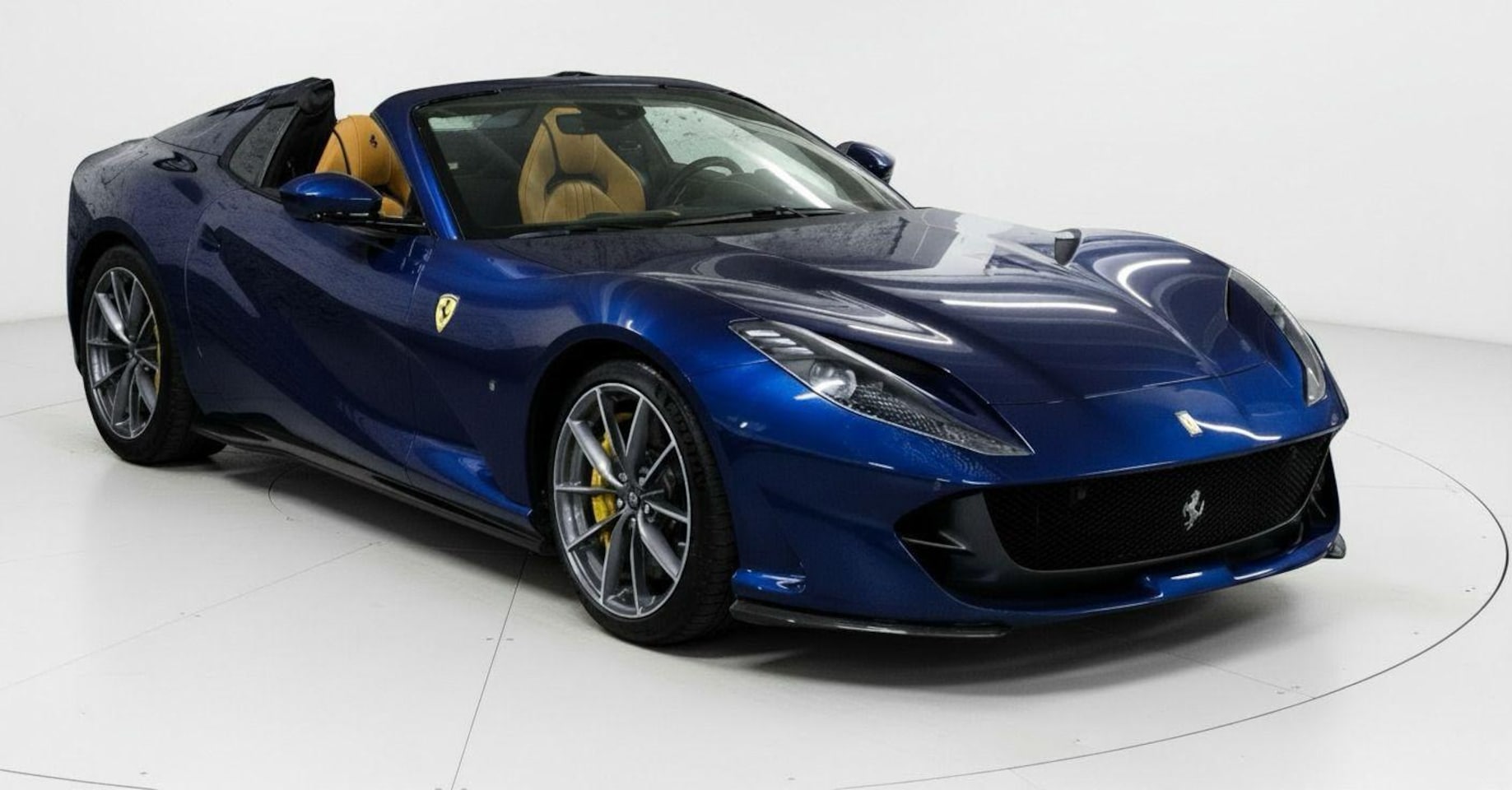 Ferrari 812 GTS - Full Carbon Blu TDF Lift JBL 6.5 V12 HELE - AutoWereld.nl