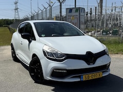 Renault Clio - 1.6 R.S. 230PK JBL Keyless