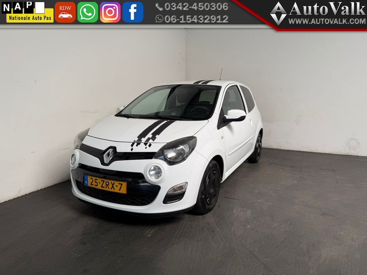 Renault Twingo - 1.2 16V Collection. APK 03-2027! - AutoWereld.nl