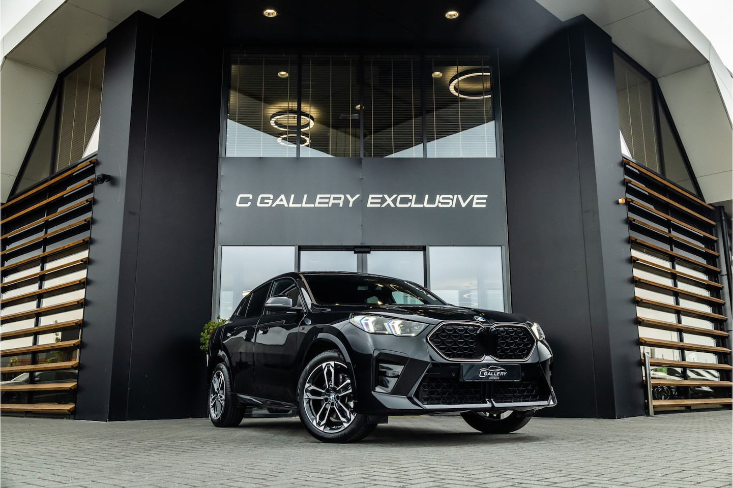 BMW X2 - sDrive20i - M Sport | 360 Camera | Alcantara | Keyless - AutoWereld.nl