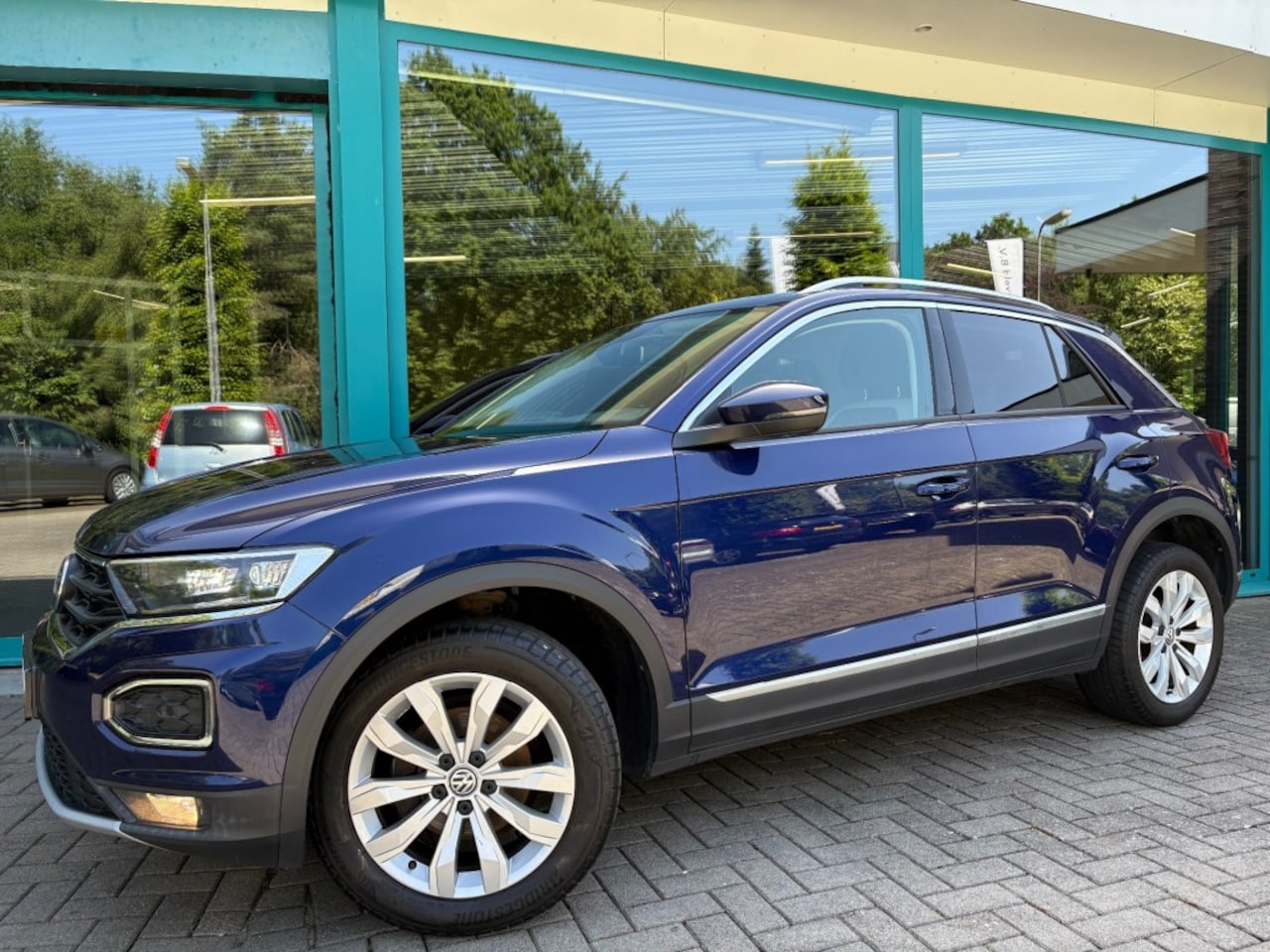 Volkswagen T-Roc - 1.5 TSI SPORT DSG, Virtual, CarPlay, LED, Camera, TrHaak - AutoWereld.nl