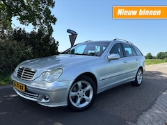 Mercedes-Benz C-klasse - 180 K. AVANTGARDE / AUTOMAAT / ZEER NETTE