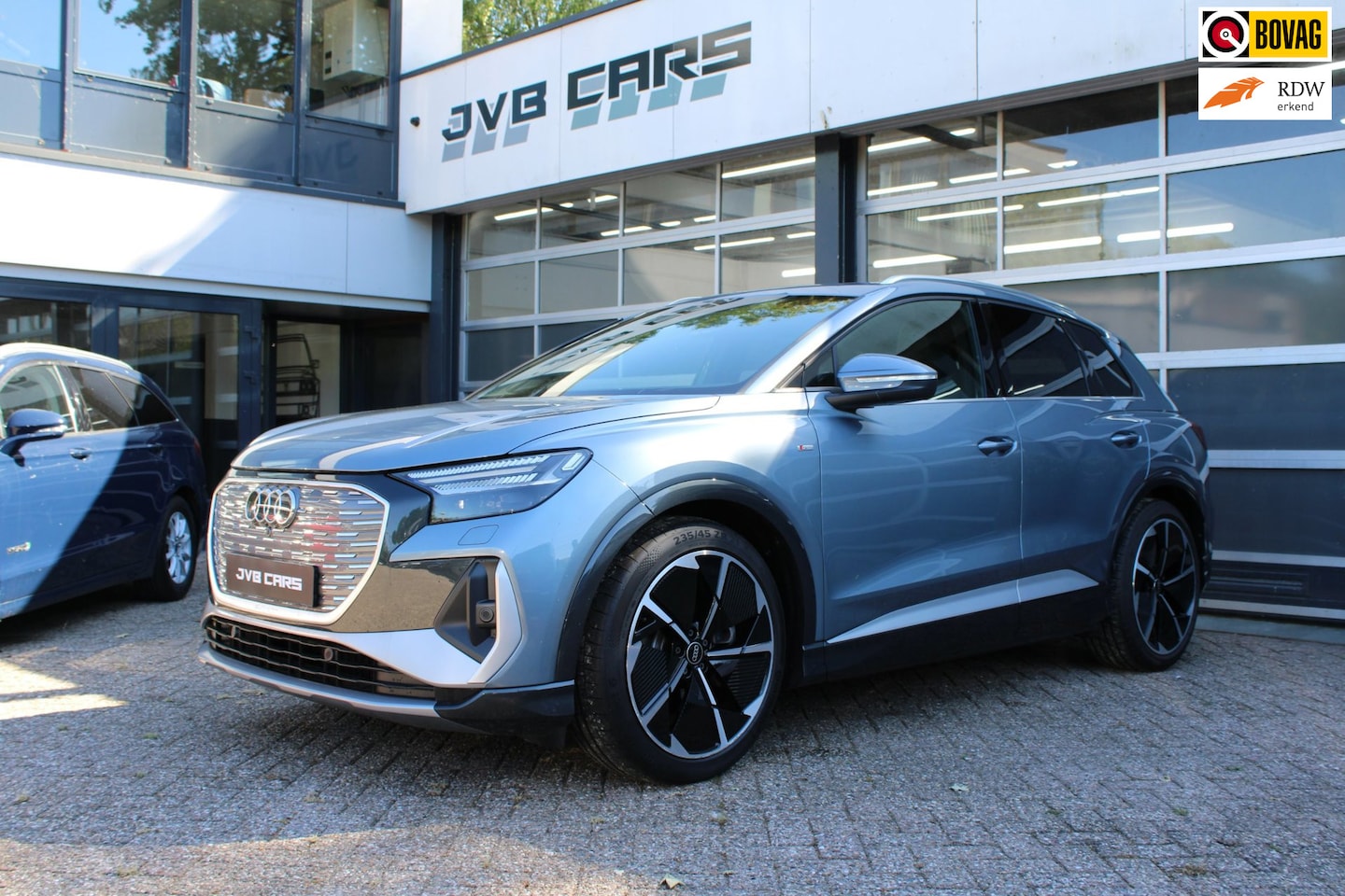 Audi Q4 e-tron - 45 quattro S edition 82 kWh/S-Line/pano/leder - AutoWereld.nl