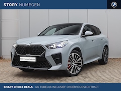 BMW X2 - sDrive20i M Sport Automaat / Panoramadak / Trekhaak / M Sportstoelen / Stoelverwarming / H