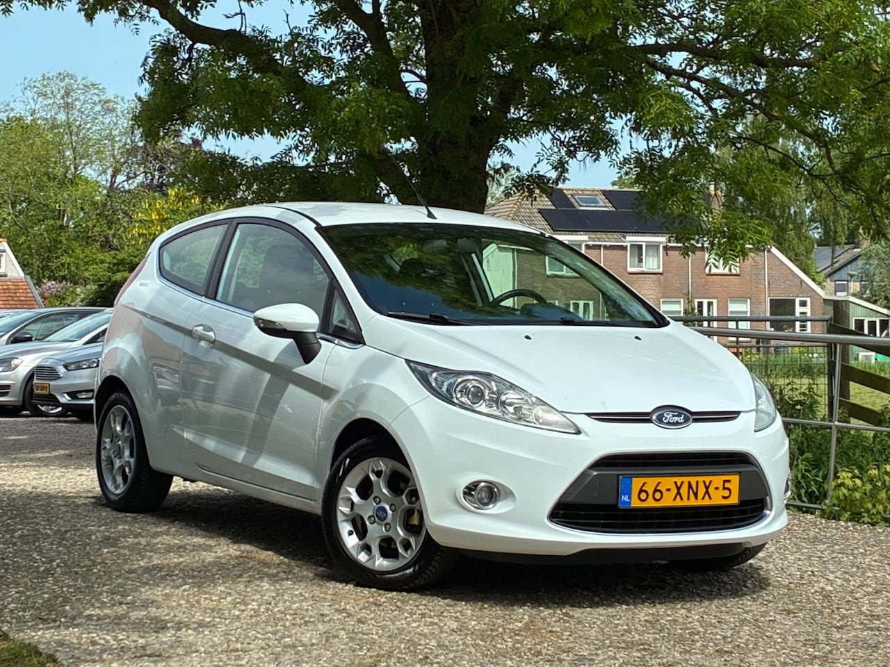 Ford Fiesta - 1.25 Champion | Met Airco nu € 3.975,-!!! - AutoWereld.nl