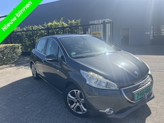Peugeot 208 - Allure Bluetooth |6bak|Clima|Cruise Panorama