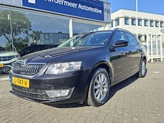 Skoda Octavia Combi - 1.2 TSI Greentech Ambition Businessline navigatie / automaat / cruise control