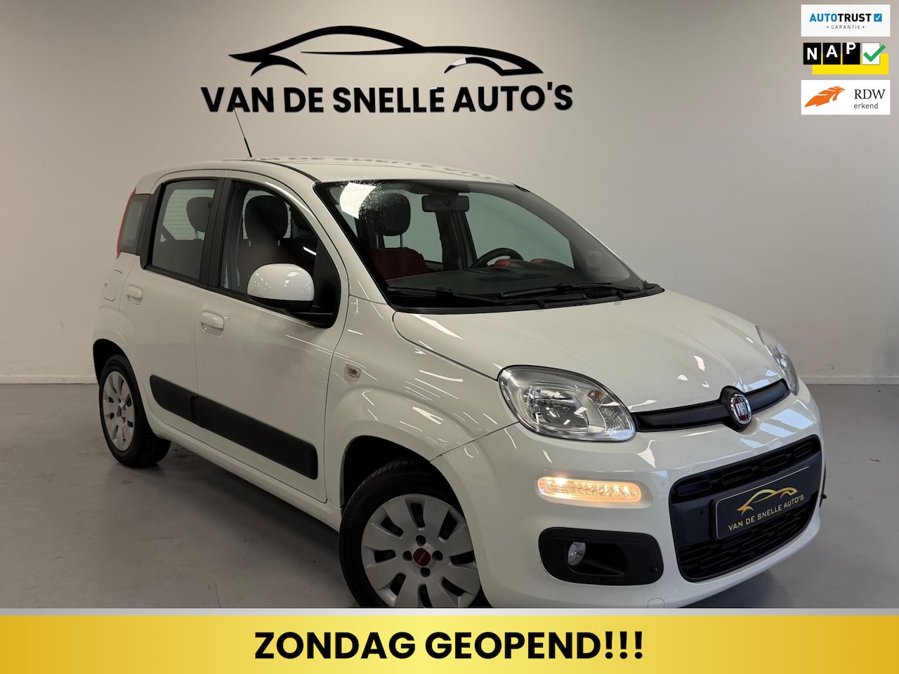 Fiat Panda - 0.9 TwinAir Lounge AIRCO/NAP/BLUETOOTH - AutoWereld.nl
