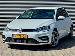Volkswagen Golf - 1.4 TSI Highline 125 PK | R-Line | Trekhaak | Navigatie | 100% Onderhouden | 18 Inch