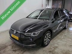 Volkswagen Golf - 1.4 eHybrid Style