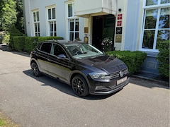 Volkswagen Polo - 1.0 TSI, CarPlay, Adaptive