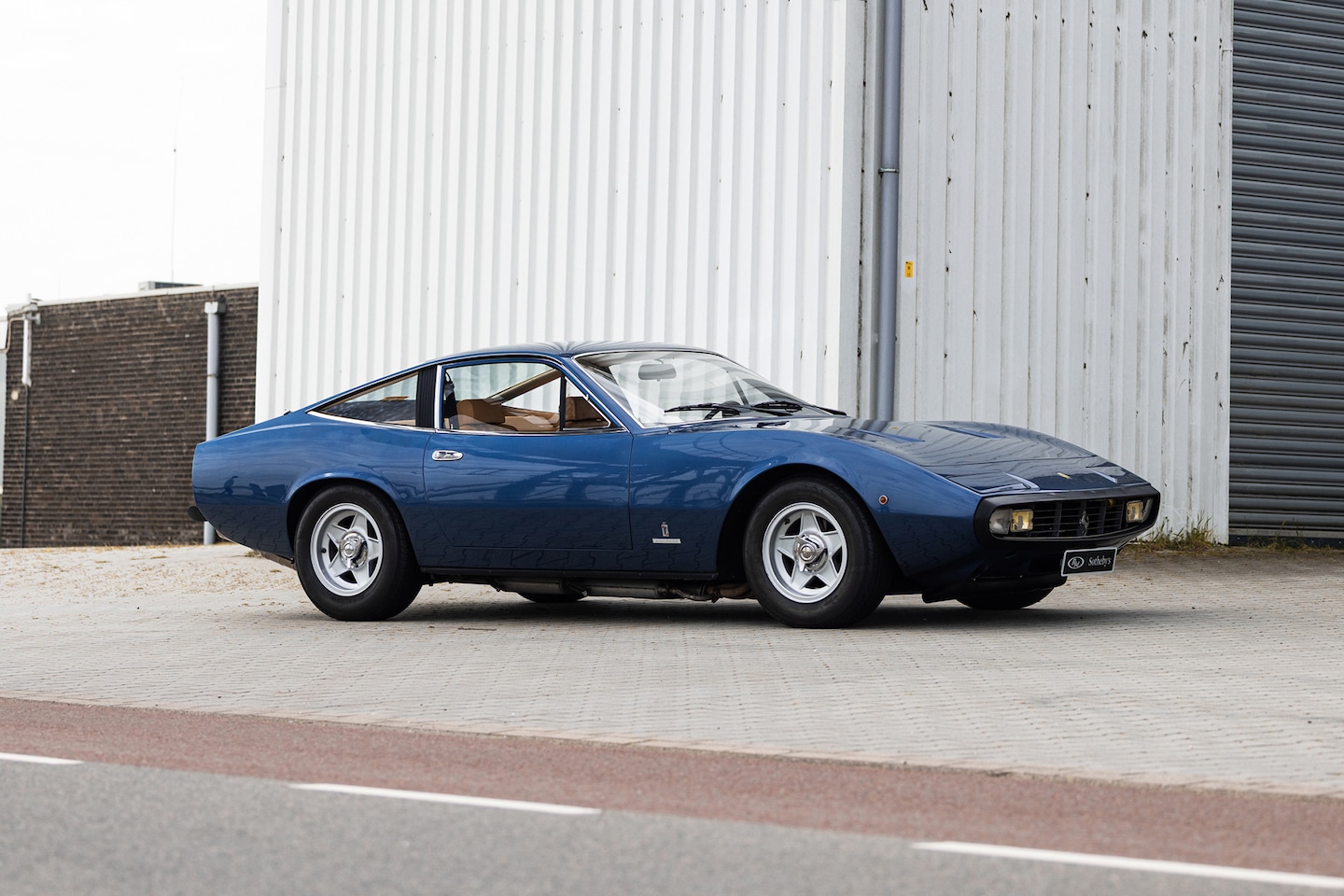 Ferrari GTC4 - FERRARI 365 GTC/4 - AutoWereld.nl