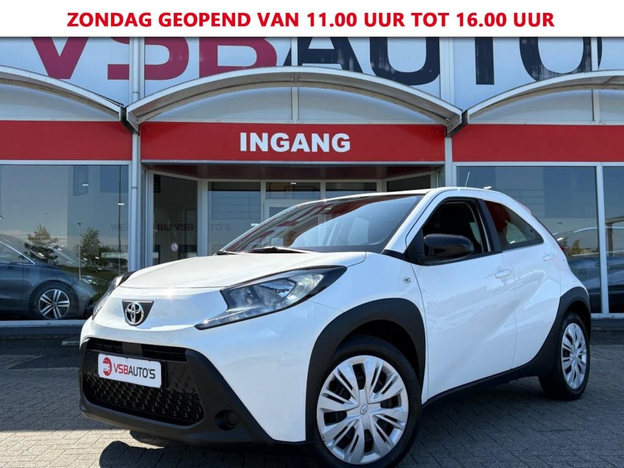 Toyota Aygo X - 1.0 VVT-i CVT AUT. DYNAMIC LED CARPLAY NAVI CAMERA AIRCO - AutoWereld.nl