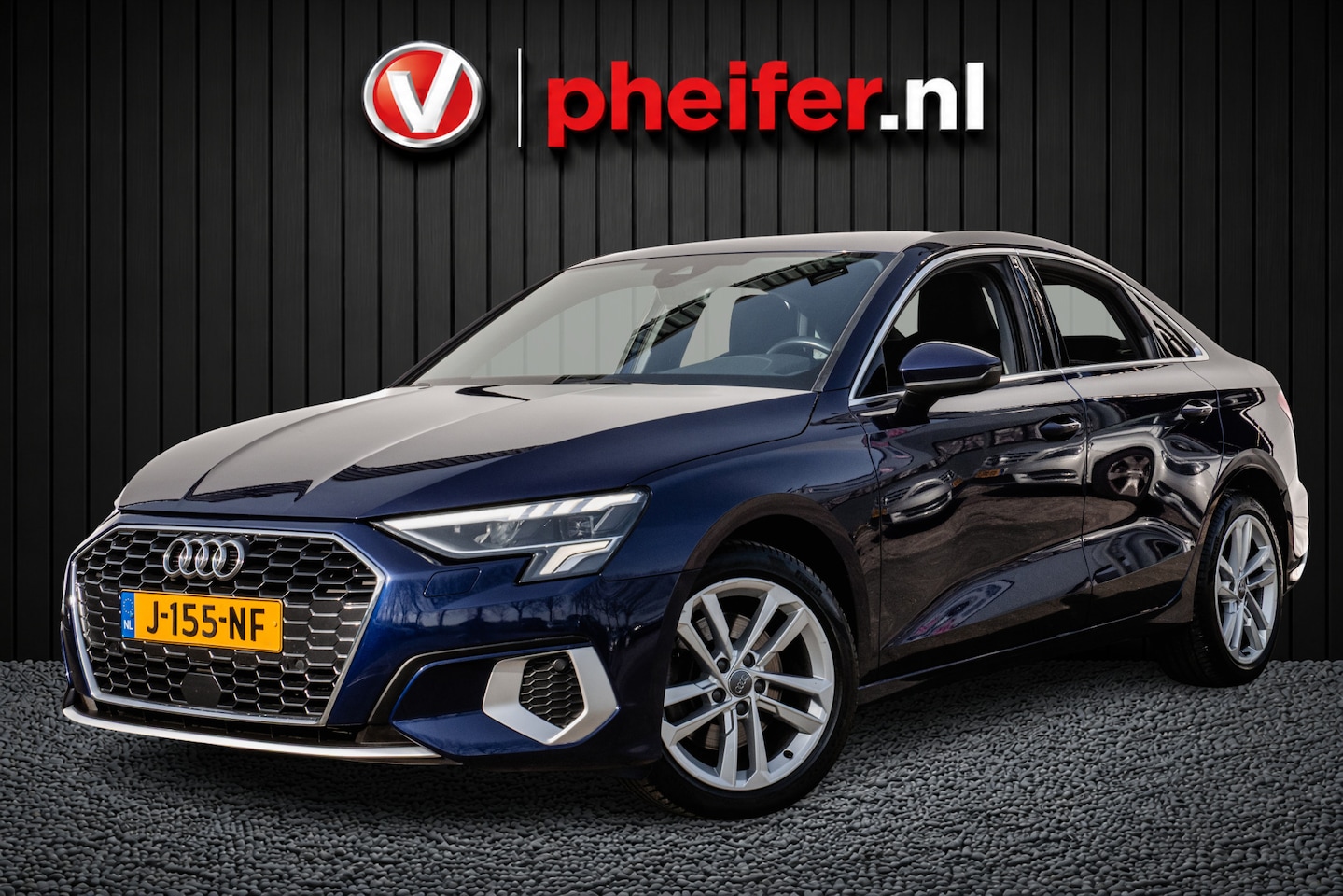 Audi A3 Limousine - 30 TFSI 110pk Business edition Virtual cockpit/ Pdc/ Full led/ Carplay/ Navigatie/ Cruise - AutoWereld.nl