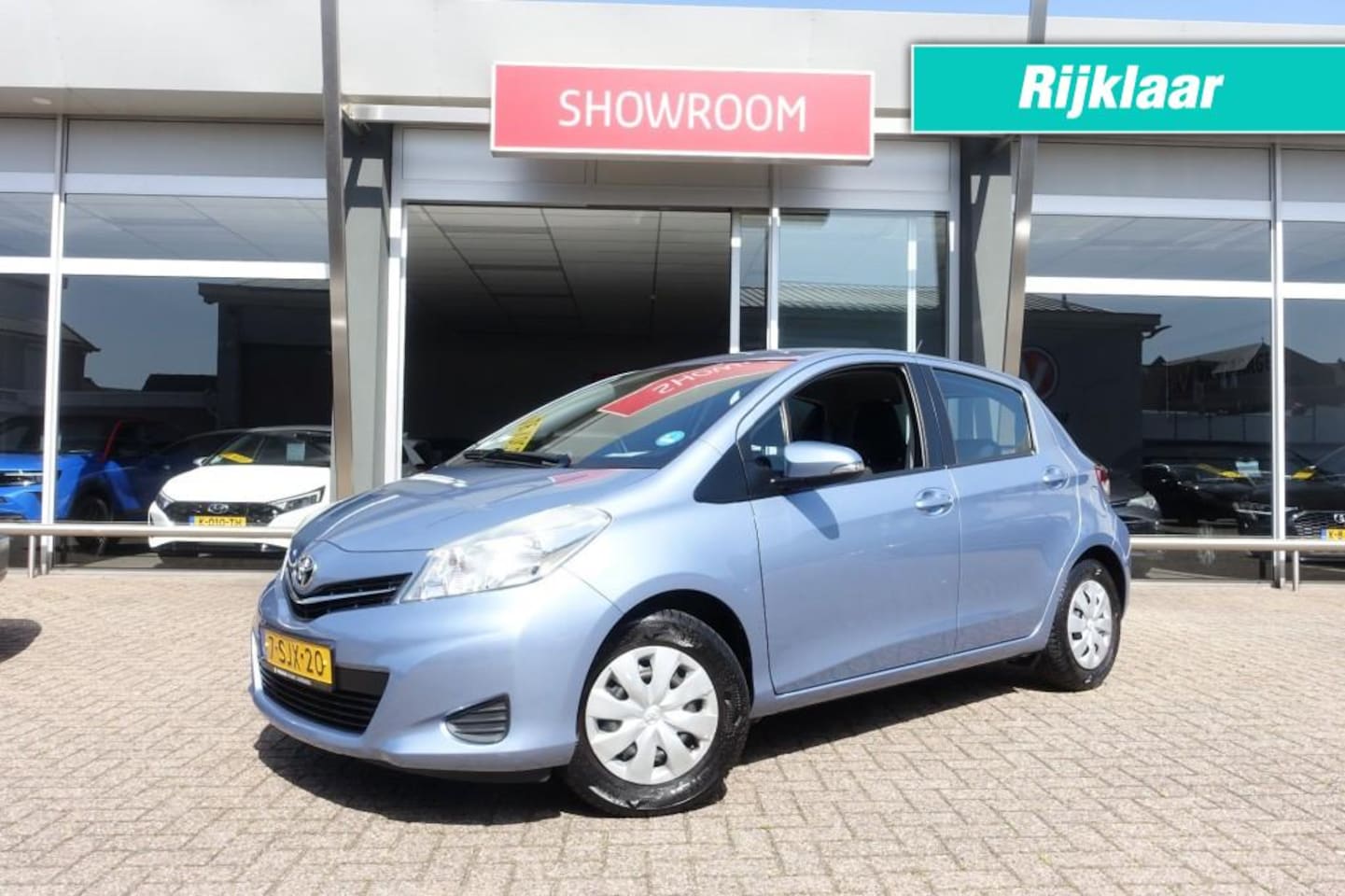 Toyota Yaris - 1.0 VVT-I NOW Trekhaak (All-in prijs) - AutoWereld.nl