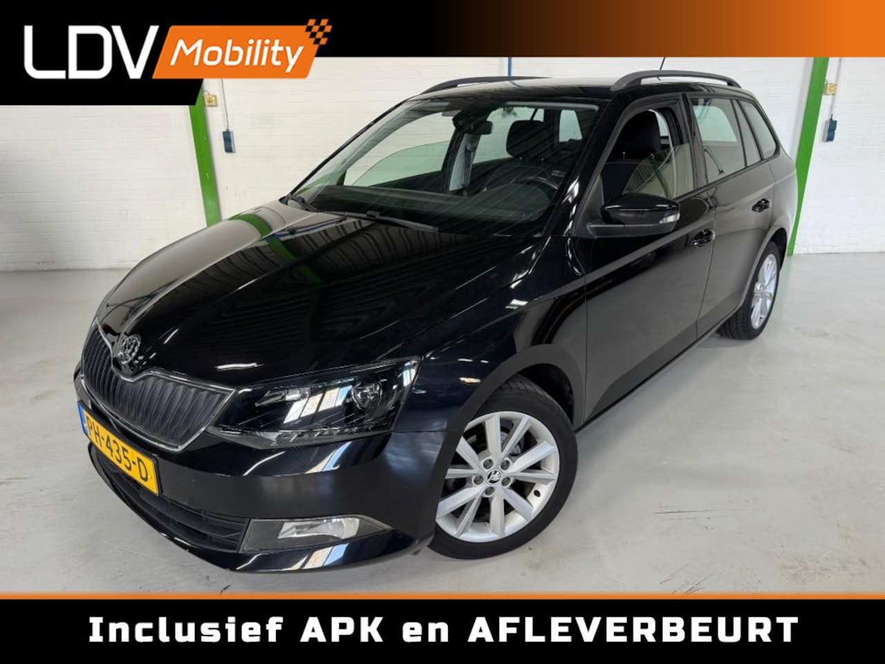 Skoda Fabia Combi - 1.2 TS FIRST EDITION / Trekhaak / PDC / Bluetooth / Airco / 61292 KM / LM velgen / Nieuwe - AutoWereld.nl