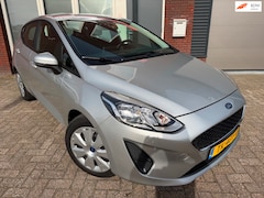 Ford Fiesta - 1.1 / Navi / PDC / DAB / NAP / Cloima