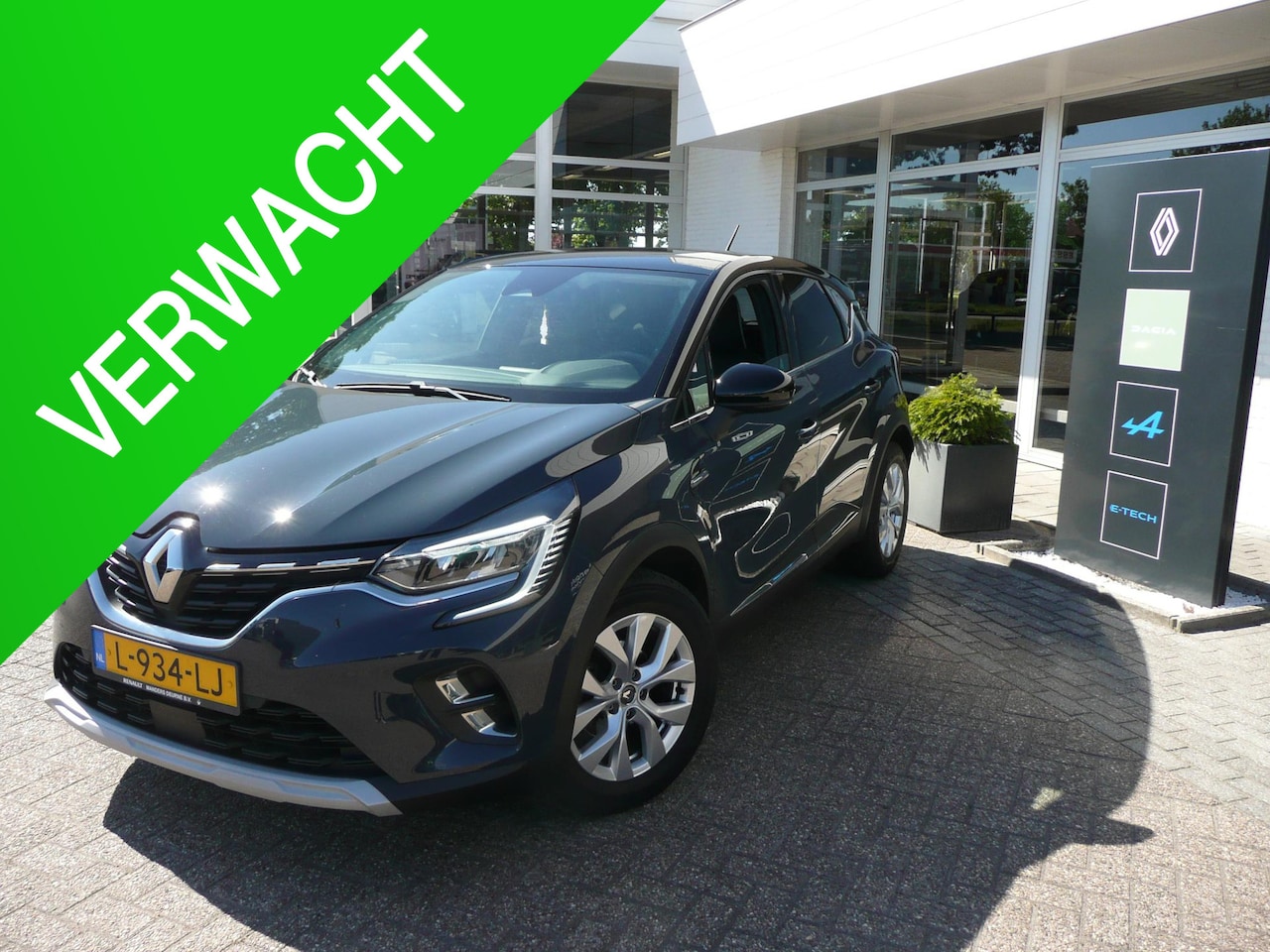Renault Captur - TCe 90 Intens PARK ASSIST ACHTER/ TWO-TONE BLAUW-ZWART/ CLIMATE- EN CRUISE CONTROLE/ AEBS - AutoWereld.nl