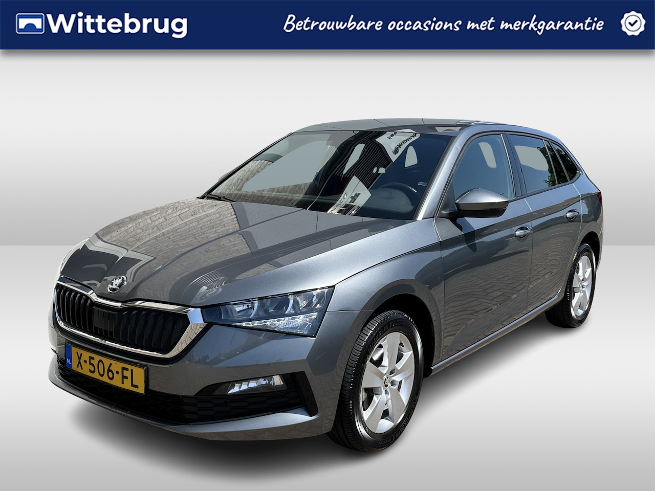 Skoda Scala - 1.0 TSI Sport Business / AUTOMAAT/ CRUISE CONTROL/ DAB/ CLIMATE/ PARKEER SENSOREN/ KEYLESS - AutoWereld.nl