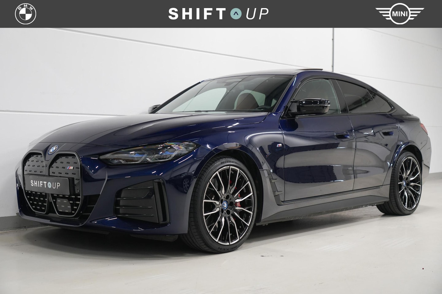 BMW i4 - M50 84 kWh Harman Kardon | Schuifdak | CoPilot - AutoWereld.nl