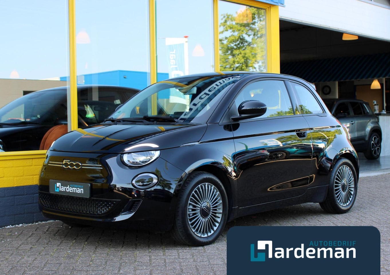 Fiat 500 - 42 kWh Carplay Navi SOH 98.3% - AutoWereld.nl