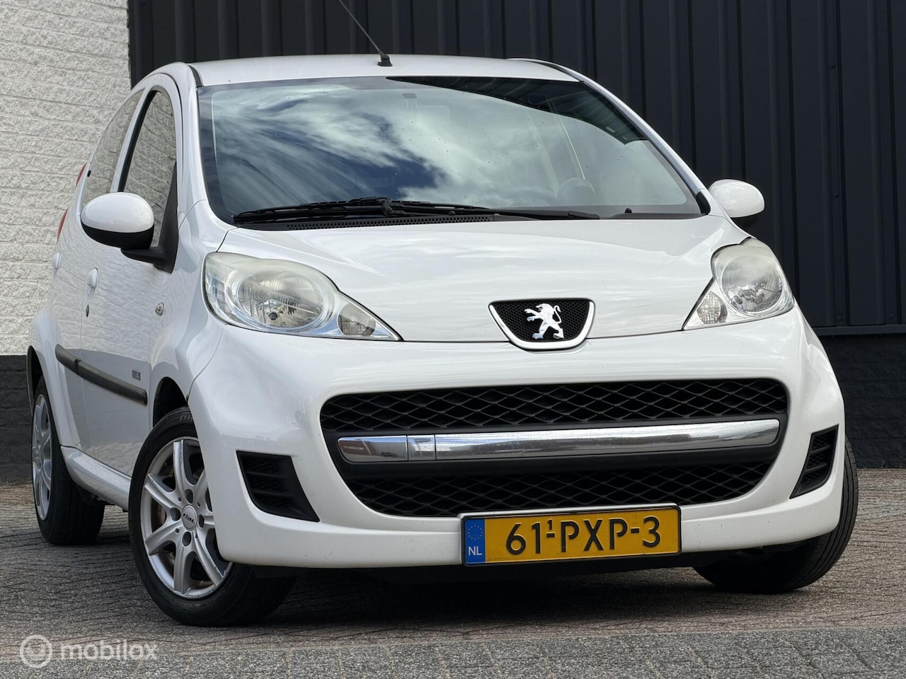 Peugeot 107 - 1.0-12V Millesim 200|NW APK|AIRCO|ELEKRAMEN - AutoWereld.nl