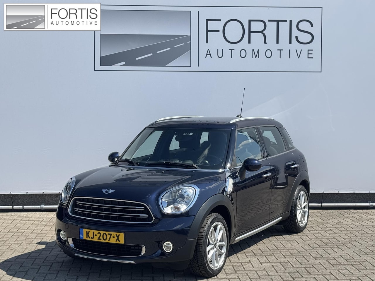 MINI Countryman - 1.6 Cooper Pepper NL-AUTO | NAVI | GOED ONDERHOUDEN - AutoWereld.nl