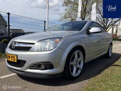Opel Astra TwinTop - 1.6 111 Edition | Leer | Hardtop Cabrio | APK Nieuw | Parkeersensoren | Stoelverwarming