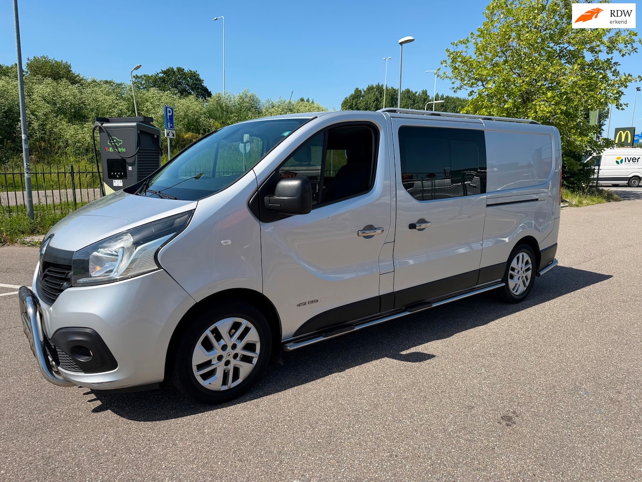 Renault Trafic - 1.6 dCi T29 L2H1 DC Turbo2 Energy!EURO 5!AIRCO!ELECKTRISH RAAM&SPIEGEL!PARKEERSNESOR ACHTE - AutoWereld.nl