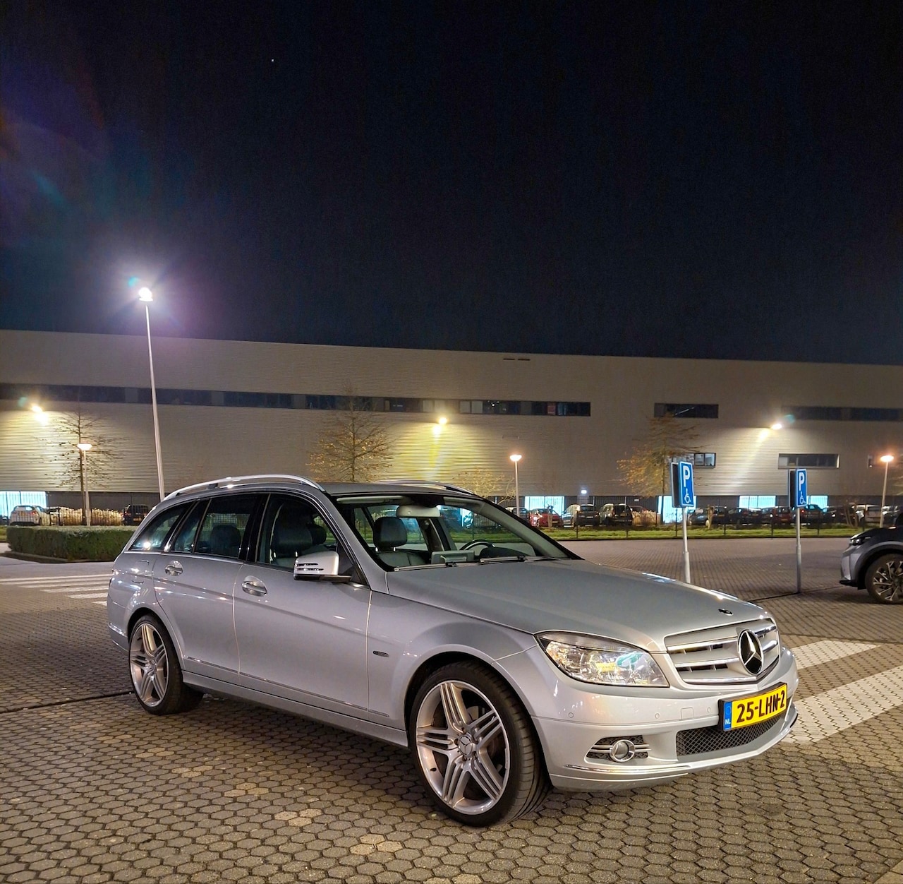 Mercedes-Benz C-klasse Estate - 180 K BlueEFFICIENCY Business Class Elegance - AutoWereld.nl