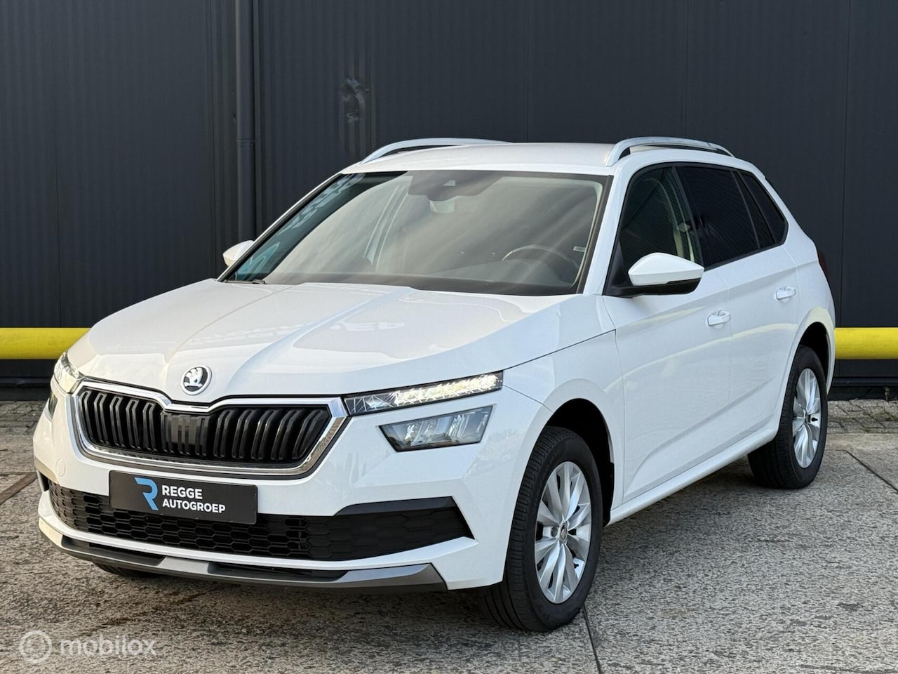 Skoda Kamiq - 1.0 TSI Ambition AUTOMAAT | BTW | CARPLAY | ECC - AutoWereld.nl