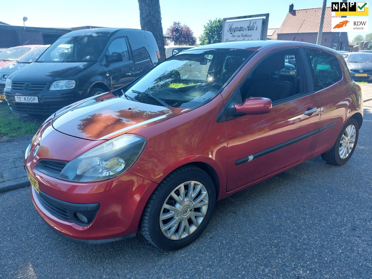 Renault Clio - 1.4-16V Dynamique Luxe 1.4-16V Dynamique Luxe - AutoWereld.nl