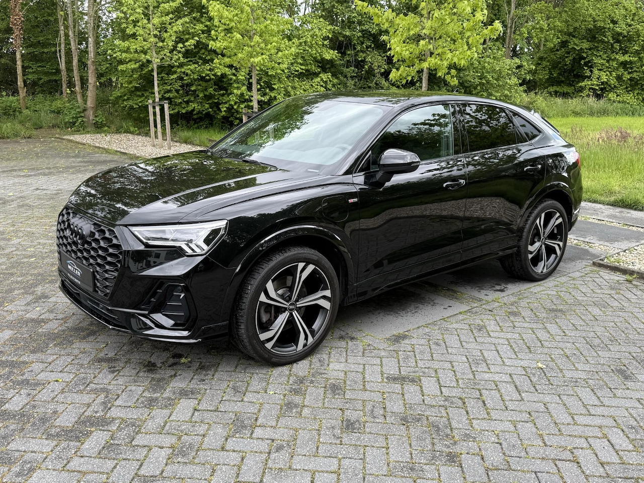Audi Q3 Sportback - 45 TFSI e S-line S-Edtion KEYLESS | ACC | SFEER | CARPLAY | BLACKSTYLE | STOELVERWARMING - AutoWereld.nl