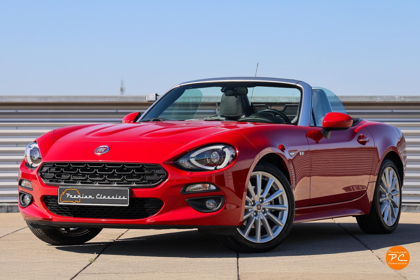Fiat 124 Spider - 1.4 MultiAir Turbo Lusso | Stoelverwarming | Bose sound-systeem | Keyless entry & Go - AutoWereld.nl