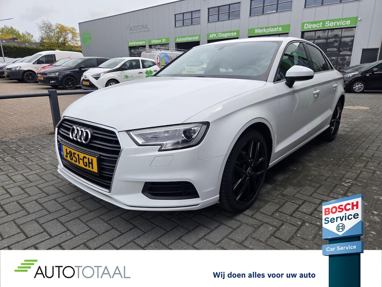 Audi A3 Limousine - 35 TFSI AUTOMAAT / NAV / PDC ACHTER / CRUISE / LMV 18" - AutoWereld.nl