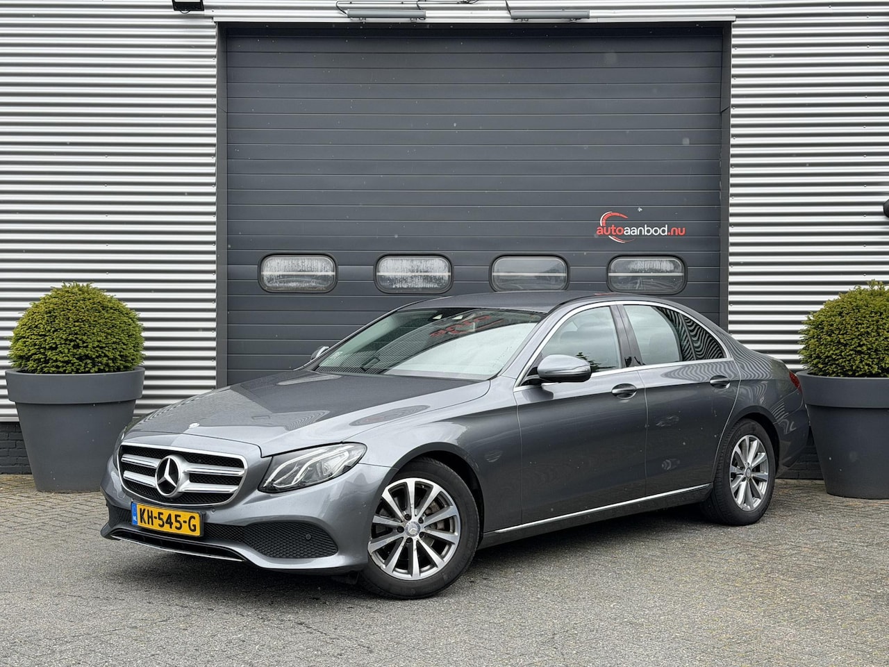 Mercedes-Benz E-klasse - 220 d Lease Edition | Camera | Head-Up | Widescreen | Sfeerverlichting | Navigatie | - AutoWereld.nl