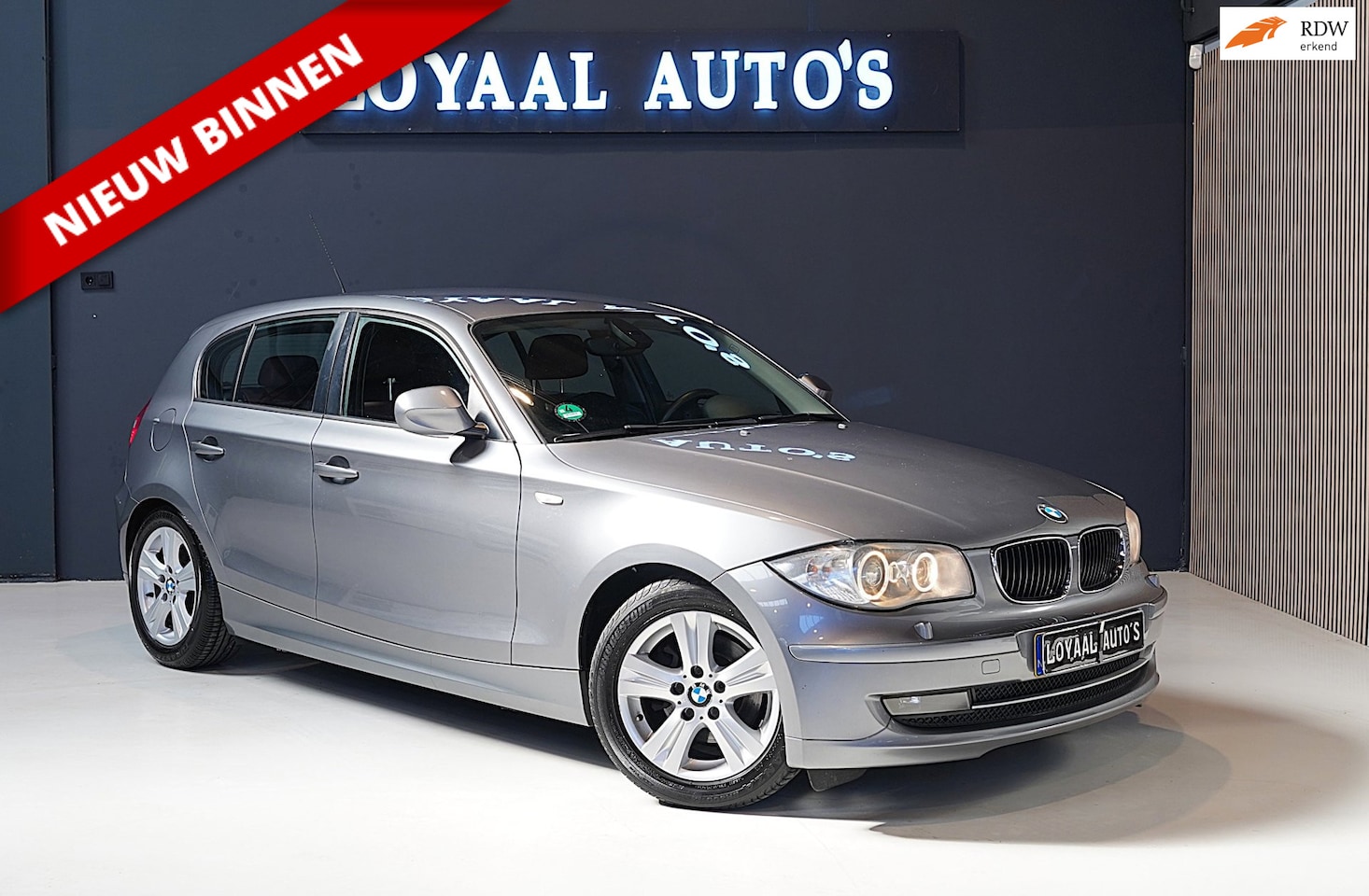 BMW 1-serie - 118i EffDyn. Ed. Business Line Ultimate Edition | AIRCO | CRUISE | STOELVERW. | ELEK.RAMEN - AutoWereld.nl
