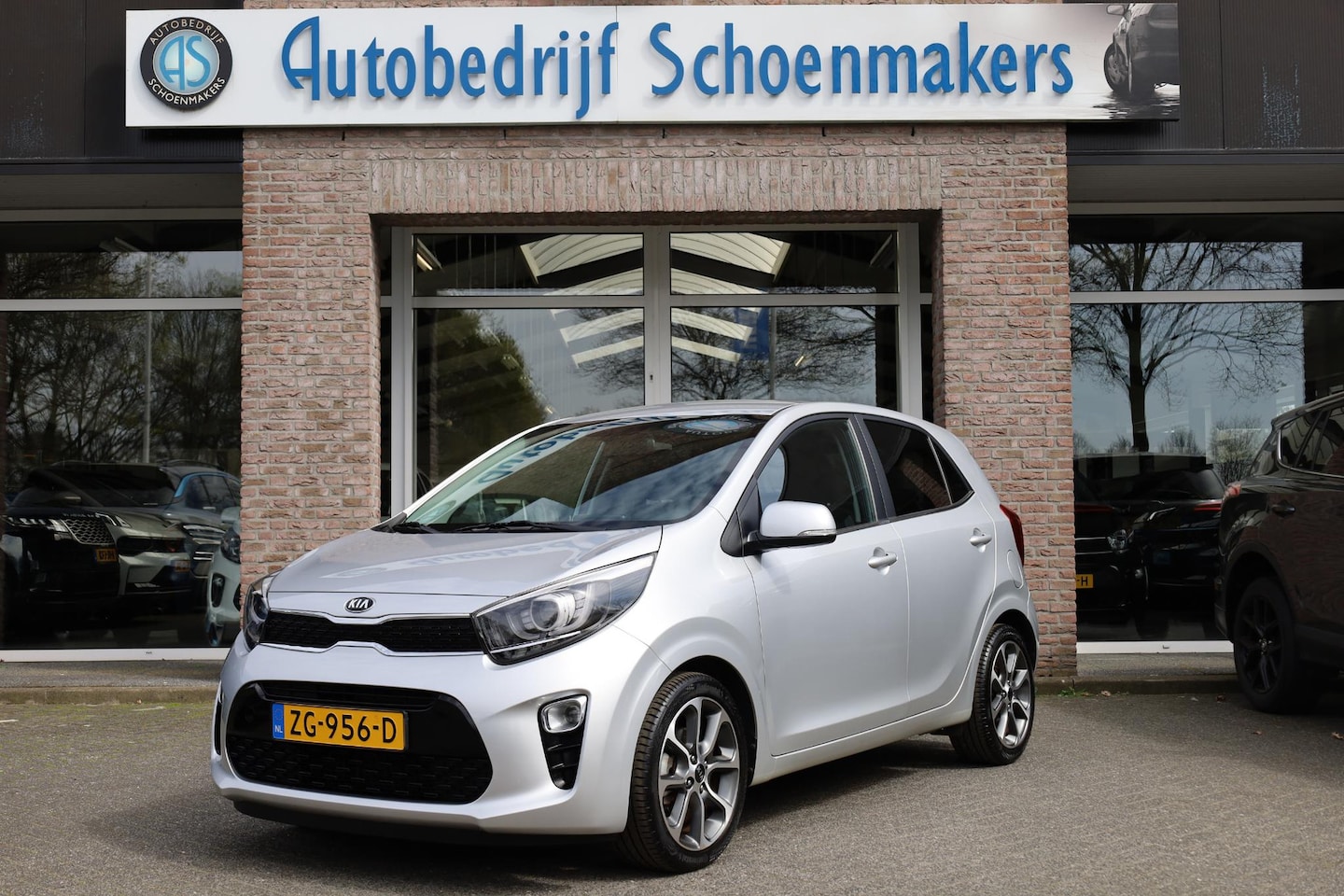 Kia Picanto - 1.0 CVVT ComfortLine Navigator LEER CAMERA CARPLAY NAVI 16"LMV NAP CRUISE CLIMA ENZ. - AutoWereld.nl