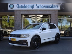 Volkswagen Tiguan - 2.0 TSI 4Motion Highline R-LINE TREKHAAK ELEC.UITKLAPBAAR 2.500 KG PANO STOELVERW. ADAPTIV