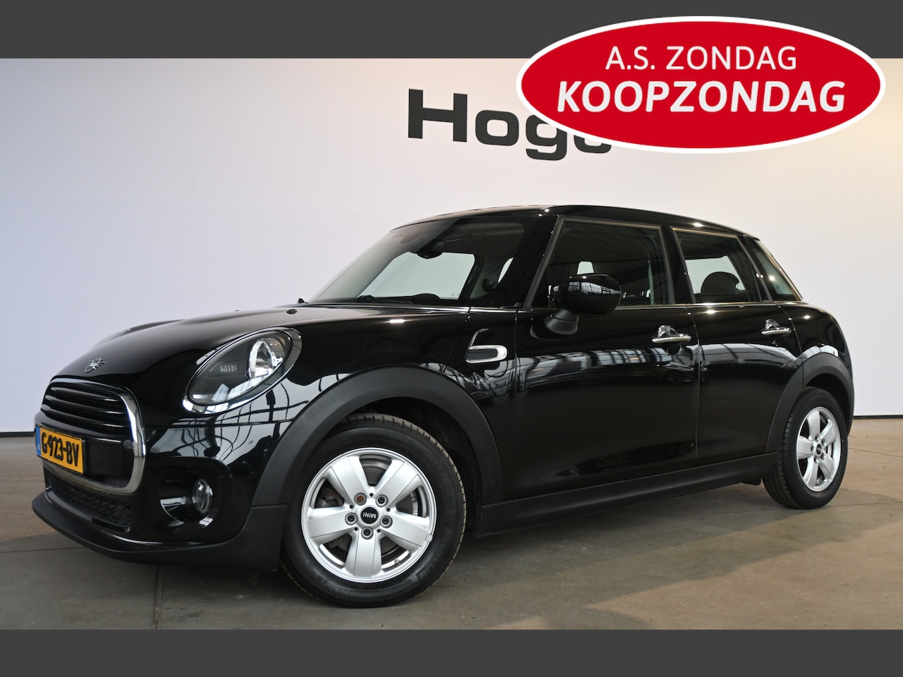 MINI Cooper - Mini 1.5 Airco Navigatie LED Cruise Control Direct Leverbaar! Rijklaarprijs Inruil Mogelij - AutoWereld.nl