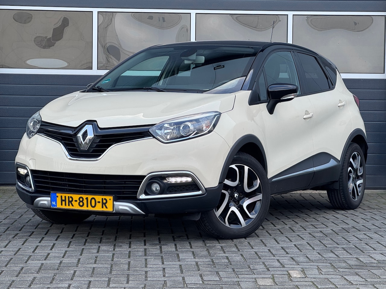 Renault Captur - 0.9 TCe Xmod | Stoelverw | Leder | Airco | Trekhaak - AutoWereld.nl